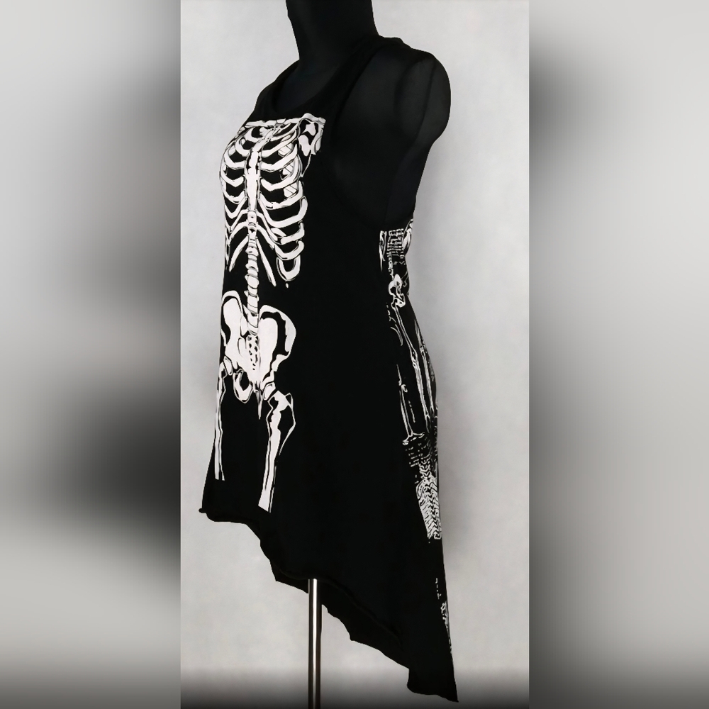 Heartless Skeleton Print Hi Low Dress - Picture 7 of 13